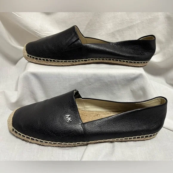 Michael Kors Black
Leather Espadrille
Slip-On Flats Size 9M - Picture 1 of 14